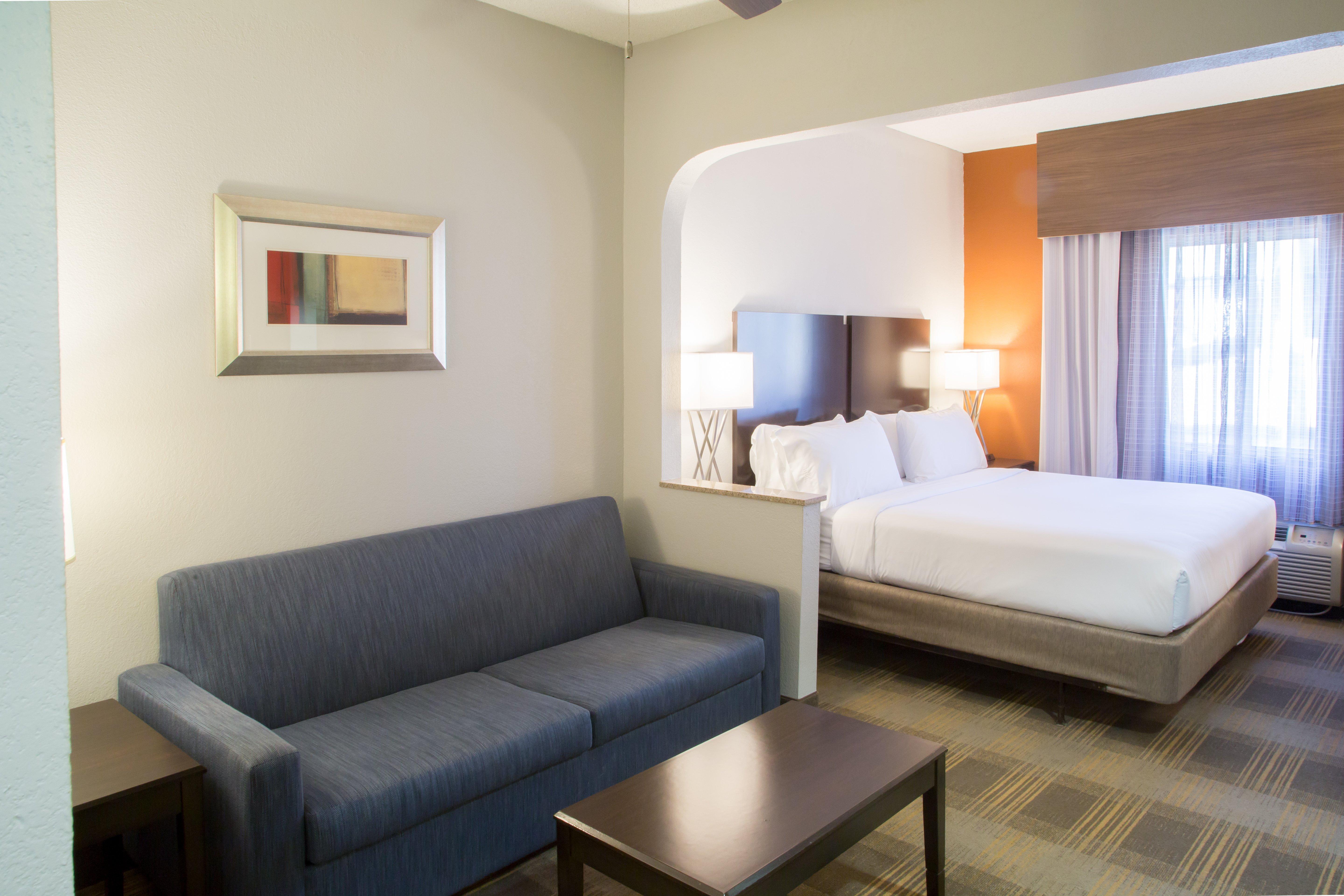 Holiday Inn Express & Suites - Oxford By Ihg Exterior foto