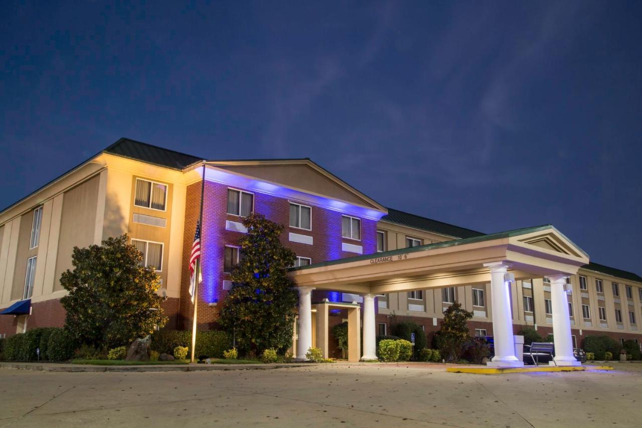 Holiday Inn Express & Suites - Oxford By Ihg Exterior foto
