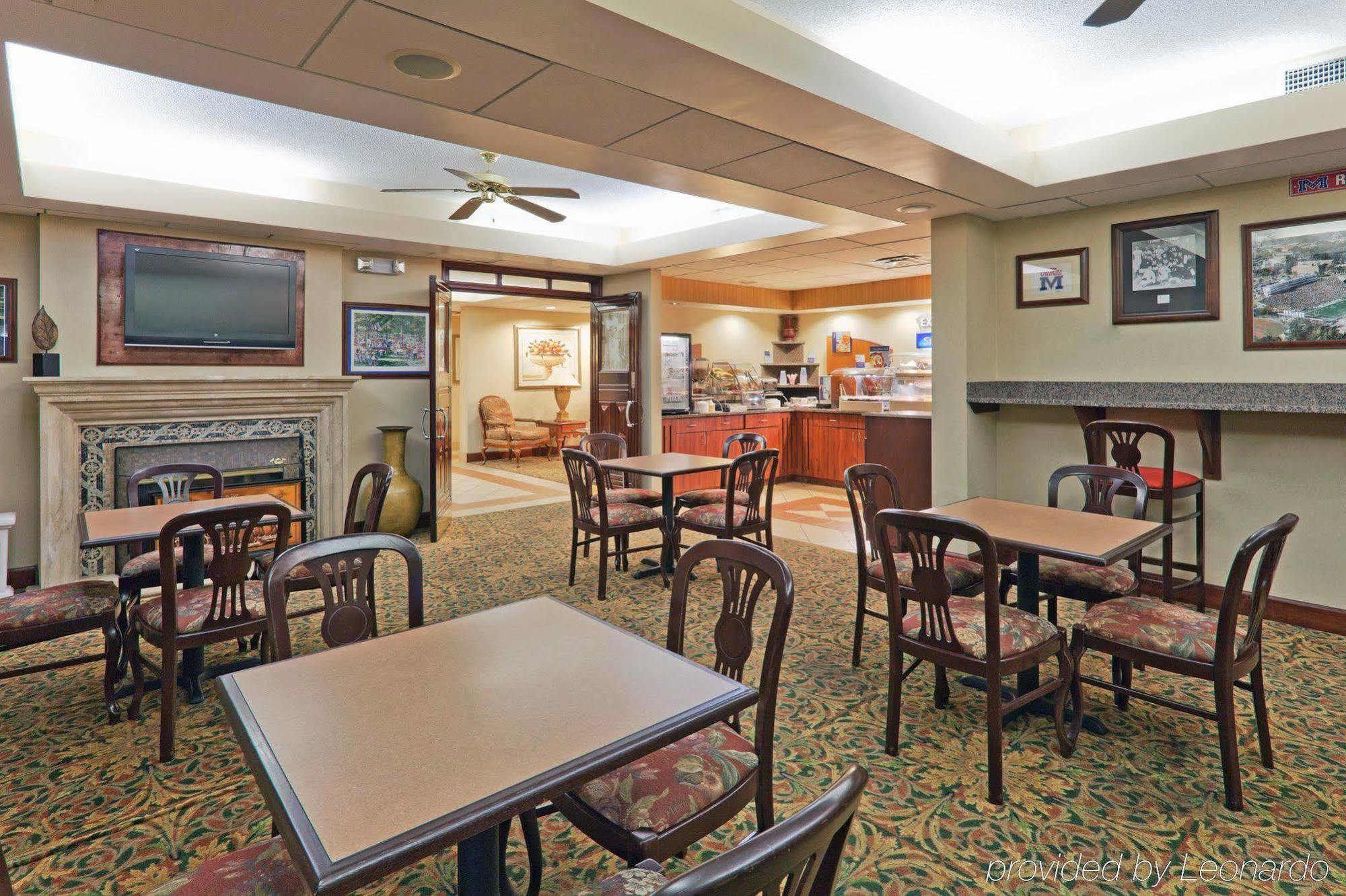 Holiday Inn Express & Suites - Oxford By Ihg Restaurant foto